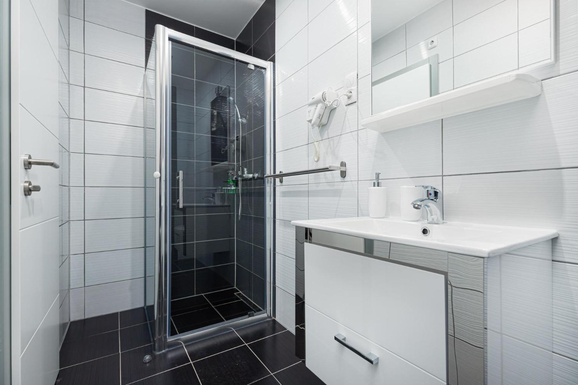 Rooms And Studio Flora Пореч Экстерьер фото