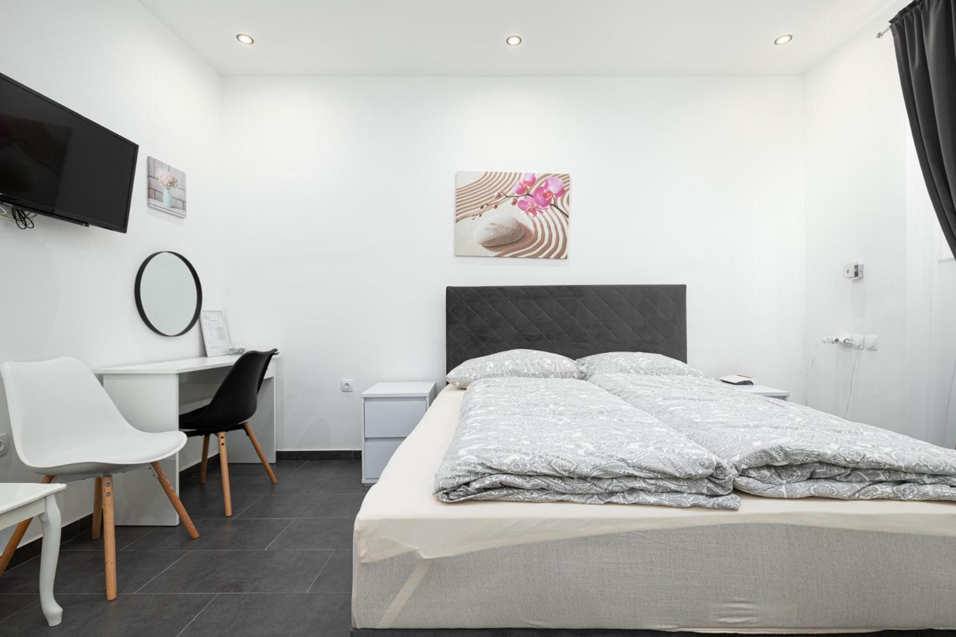 Rooms And Studio Flora Пореч Экстерьер фото