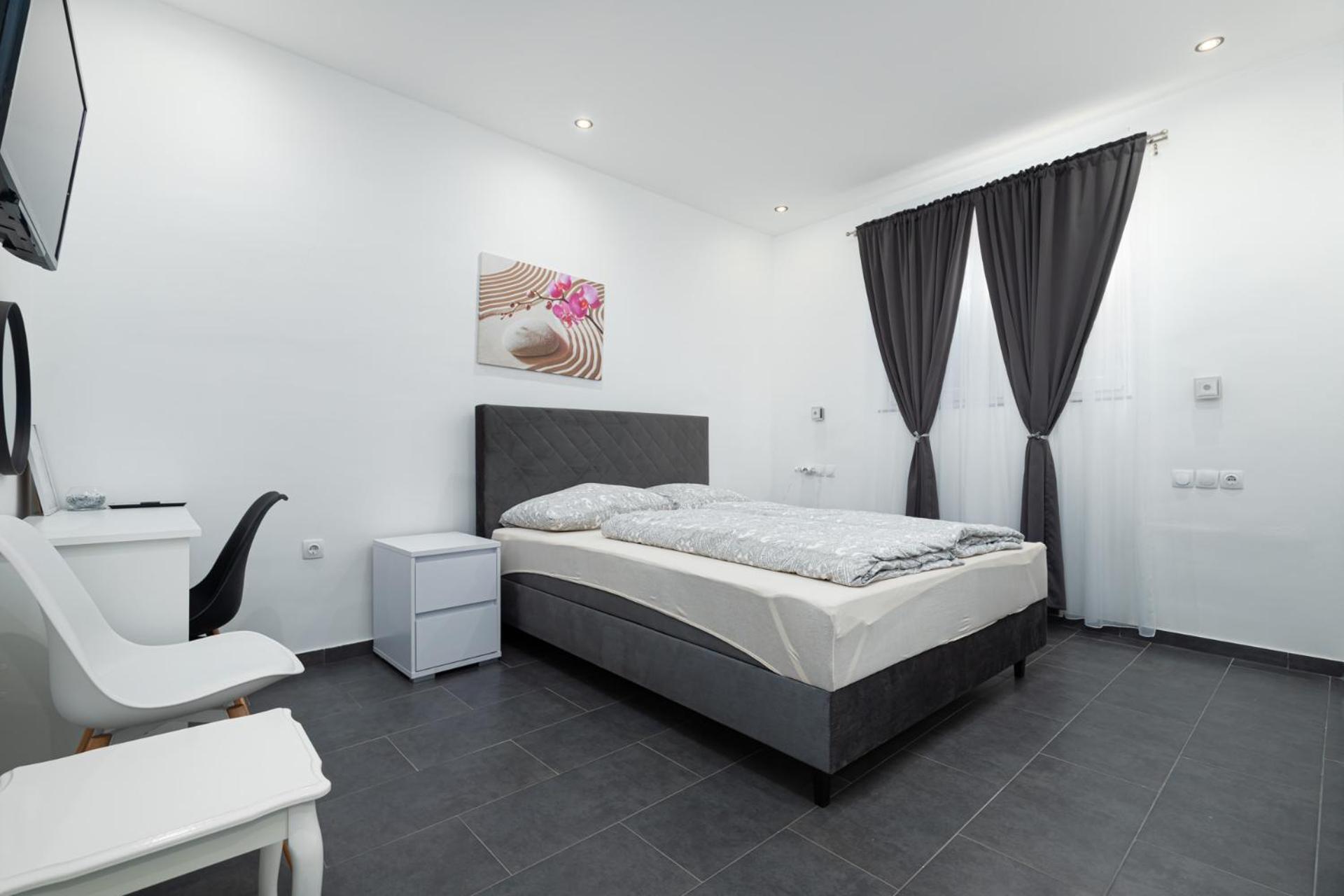 Rooms And Studio Flora Пореч Экстерьер фото