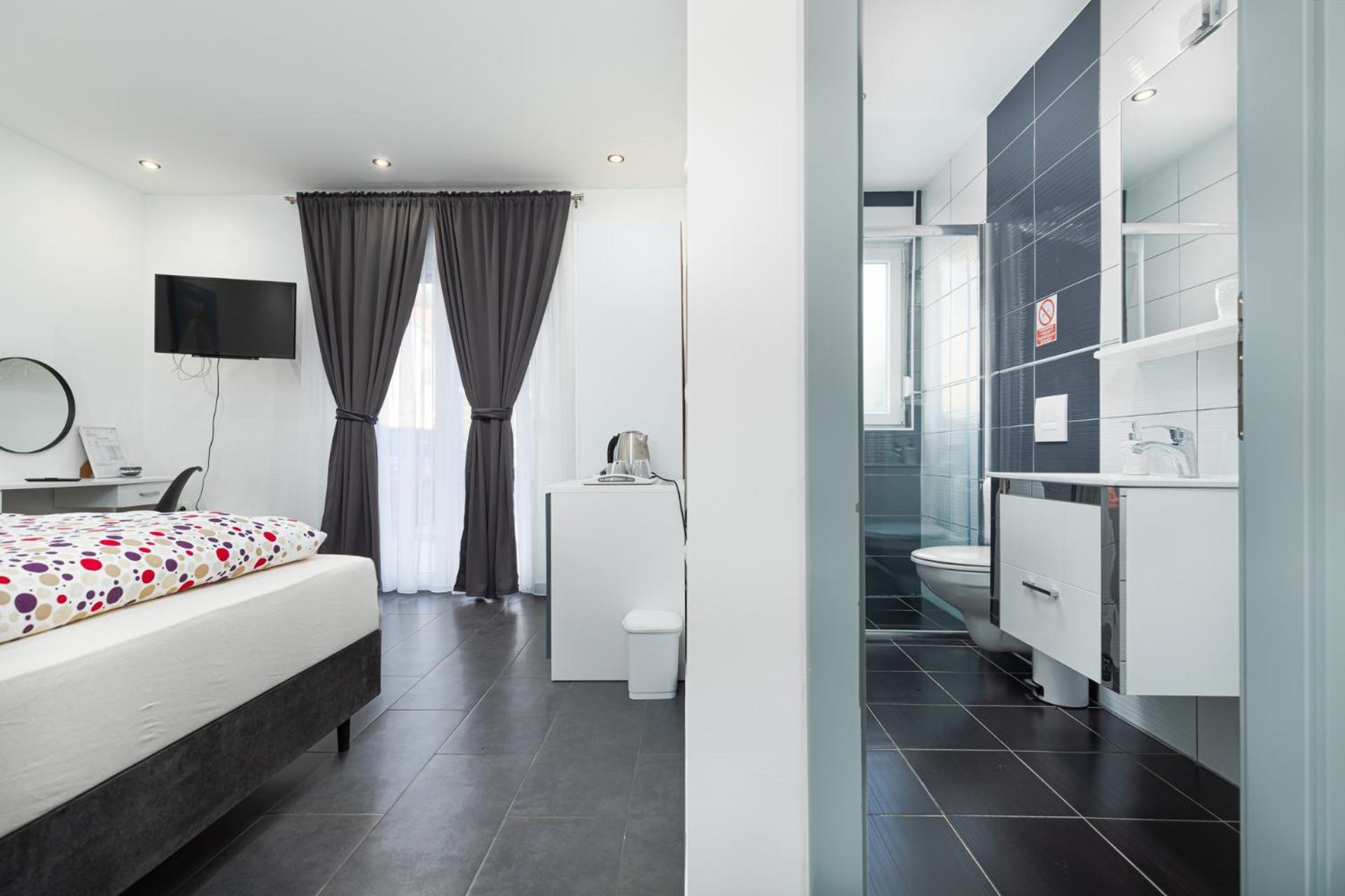 Rooms And Studio Flora Пореч Экстерьер фото