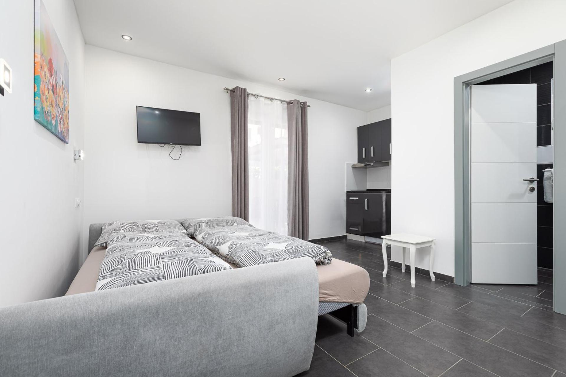 Rooms And Studio Flora Пореч Экстерьер фото