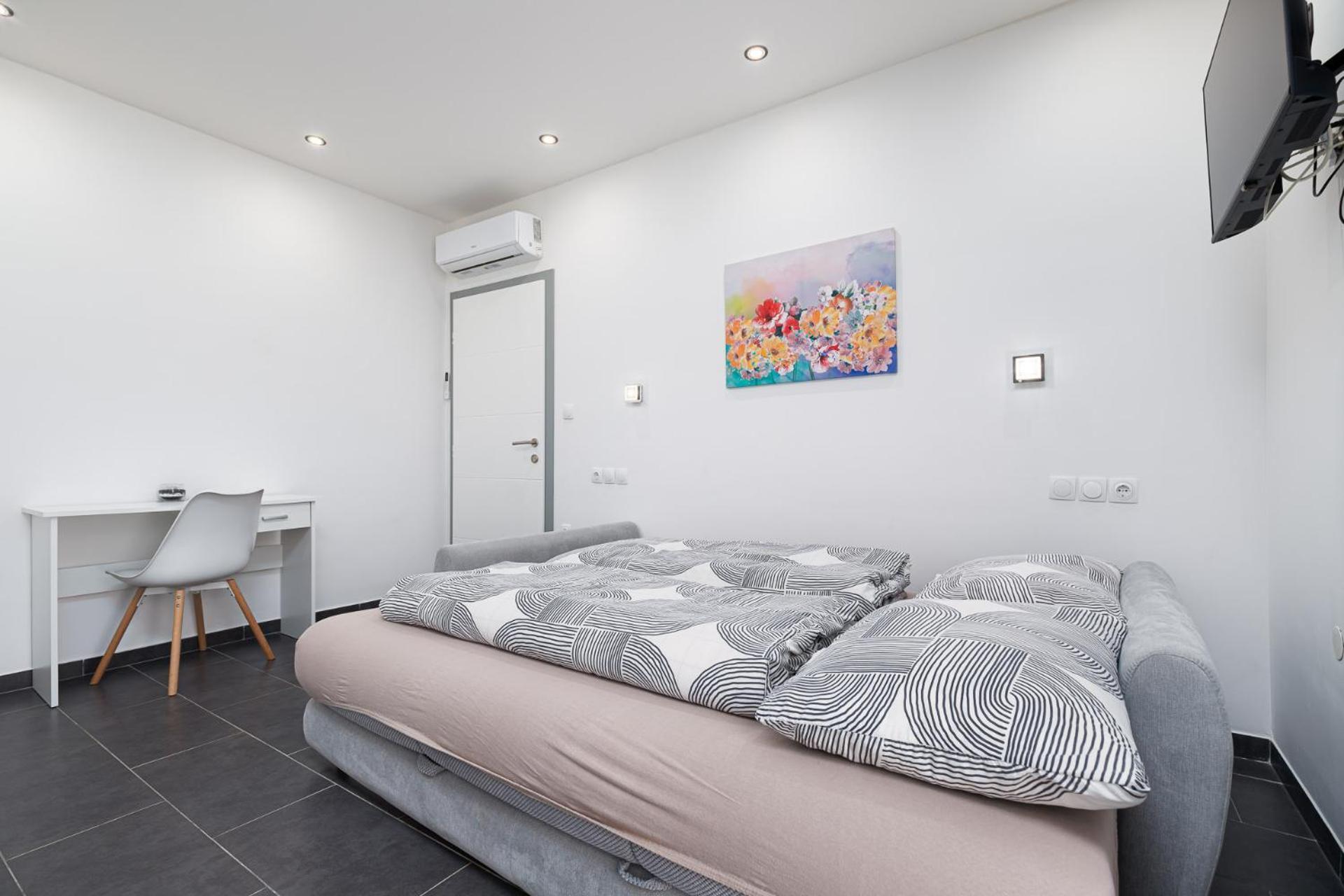 Rooms And Studio Flora Пореч Экстерьер фото